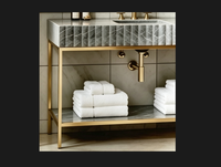 Pieds de meubles de luxe personnalisés en or, base de table en laiton satiné, cadre en métal doré poli pour comptoir en marbre noir Marquina, Mueble