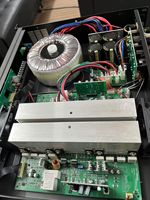 X6 650W 450W 2U Çift Kanallı Stereo XLR Profesyonel Metal Ses Güç Amplifikatörü Sahne Bar Spor Salonu Konferans Sistemi Performansı için