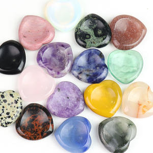 Piedras preciosas de cristal de corazón de alta calidad, tallado en la palma, manualidades de grabado, cristal de <span class=keywords><strong>Guasha</strong></span>, 3CM - Product Image 1