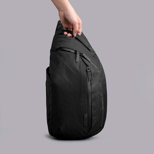 Sacs à bandoulière multifonctionnels personnalisés ODM Ultradyne <span class=keywords><strong>100D</strong></span> de 7,5 L avec poche pour bouteille d'eau - Product Image 4