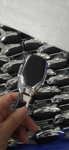 यूनिवर्सल जस्ता मिश्र धातु कार सीट बेल्ट भरनेवाला प्लग क्लिप बकसुआ कार सुरक्षा सीट बेल्ट लगा लो के साथ सभी कार लोगो - Product Image 6