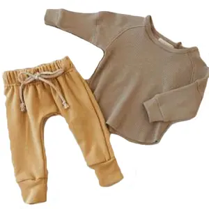 Conjunto de manga larga Unisex para niños, tops holgados con hombros descubiertos, pantalones bombachos, trajes para bebés, primavera y otoño
