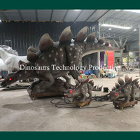 Modèles de famille de Stegosaurus animatroniques en silicone pour la décoration intérieure de musées de dinosaures