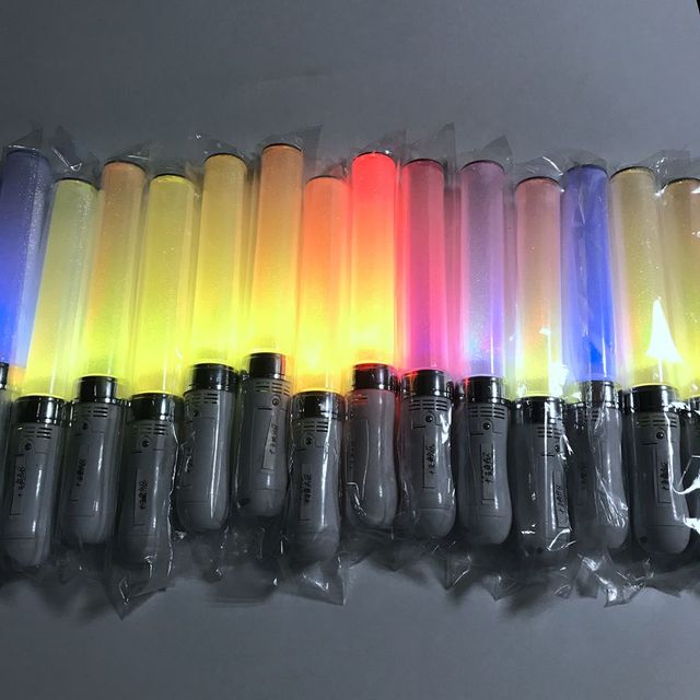Concert Supplies Customized Wireless Zone DMX Remote Control Colorful Flashing LED Stick