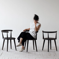Milieu du siècle moderne vintage moderniste design circulaire sièges dossier rond brûlé chêne bois de chêne salle à manger accent fauteuil