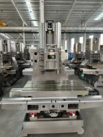 Centre d'usinage vertical CNC VMC1160 avec corps en fonte rigide pour la production en série de pièces en aluminium de communication