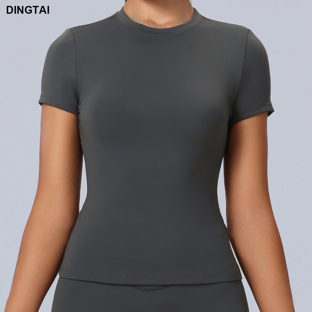 Wholesalers New Model Female Sportswear High Stretch Neck Short-Sleeved Fitness Yoga T-Shirt Breathable Plus Size Running