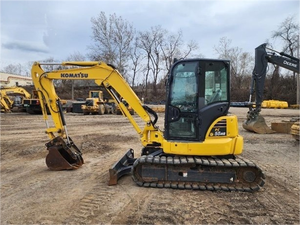 Mini Excavadora Usada Komatsu Pc55 Barata Original de Japón 5 Toneladas Komatsu Pc55 Pc55Mr Mini Excavadora Usada - Product Image 2