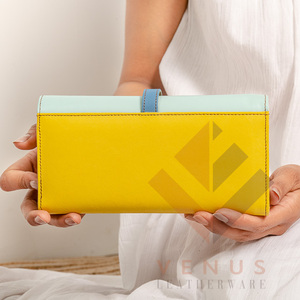 Pochette en cuir véritable de haute qualité pour femmes portefeuille à la mode longue conception avec motif de paysage Ele sac à main - Product Image 5