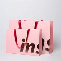 Sacs de shopping en papier kraft biodégradable personnalisés en gros, logo imprimé, emballage cadeau de luxe avec poignée