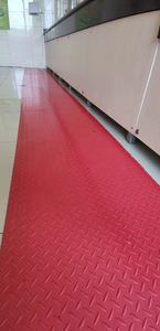 Tapis en caoutchouc imperméable et résistant à l'usure de différentes couleurs pour voitures camions fourgonnettes hôtels passerelles antidérapantes coupe personnalisée disponible - Product Image 4