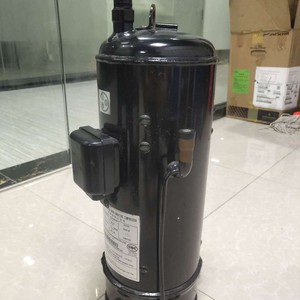 คอมเพรสเซอร์แบบสกรอลล์ฮิตาชิ E705DHD 72DYG 24 โวลต์ อินเวอร์เตอร์ สำหรับเครื่องทำความเย็น ใหม่ สำหรับเปลี่ยนซ่อม - Product Image 4