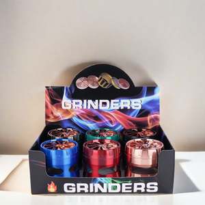 Broyeur à herbes en métal de luxe à 4 couches de 2,5 pouces, broyeur en zinc en gros, broyeur à tabac manuel, broyeur à herbes en forme de pneu - Product Image 6