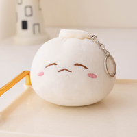Porte-clés pendentif jouet en peluche mignon en forme de pain de légumes, avec expressions multiples, poupée en peluche douce, cadeau d'anniversaire, breloque de sac