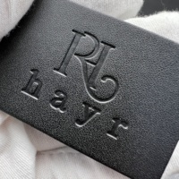 Écussons et étiquettes en cuir personnalisés avec transfert thermique en relief pour vêtements, chaussures, chapeaux, sacs