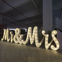 Vente en gros en usine de grandes lettres de chapiteau éclairées par LED personnalisées de haute qualité pour la décoration de mariage
