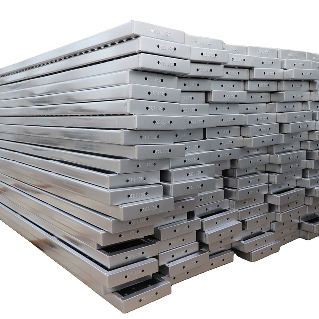 High Quality Certified EN12811 Galvanized Silver Steel Scaffolding Plank with Easy Installation for Warehouse Use