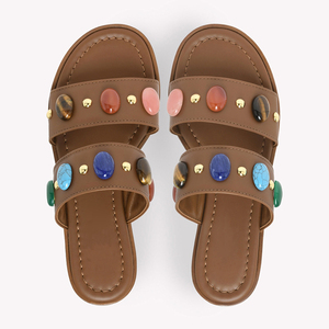Sandali piatti marroni bohémien da donna, ciabatte <span class=keywords><strong>con</strong></span> <span class=keywords><strong>borchie</strong></span> di pietre preziose colorate, calzature in pelle alla moda per le vacanze - Product Image 3