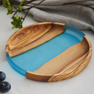Plateau de service décoratif rond <span class=keywords><strong>en</strong></span> résine époxy et <span class=keywords><strong>bois</strong></span> d'<span class=keywords><strong>olivier</strong></span> naturel pour collation, café, thé, fruits secs - Product Image 4