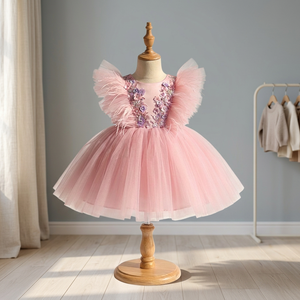 Vestido de Princesa con Mangas de Plumas Rosas, Vestido de Gala con Cuerpo Bordado con Purpurina Suave y Falda de Tul para Niñas/Damas de Honor - Product Image 2