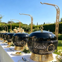 Plat de service de luxe en céramique noire et dorée pour buffet, idéal pour jardin, mariage, hôtel, restaurant, complexe hôtelier