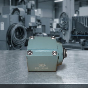 Telemecanique XC Standard ZC2JE635 Interruttore di fine corsa a spillo laterale in metallo +120°C per applicazioni ad alta temperatura Prodotto in Francia - Product Image 2