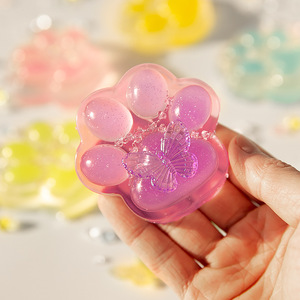 Jouet anti-stress Kawaii en TPR en forme de patte de chat en cristal de 6,5 cm, unisexe, pour enfants et adultes, cadeau de décompression, jouet patte de chaton - Product Image 2