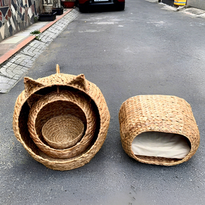 Cozy Natural Pet Space | Handwoven Water Hyacinth Pet <b>Bed</b> | OEM & Bulk Wholesale from Vietnam - Product Image 1
