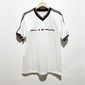 Material Original 1983 <span class=keywords><strong>Malcolm</strong></span> MacDonald Alex Ferguson Camiseta de Visitante Manga Larga 100% Poliéster Rayada Impermeable de Secado Rápido Calidad Tailandesa - Product Image 2