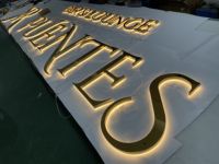 Lettres en relief 3D personnalisées avec éclairage frontal LED, logo illuminé en or pour la façade de la boutique, affichage publicitaire extérieur