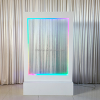 Furun usine conception cascade stand mariage signe de bienvenue LED lumière intérieure fontaine événement toile de fond décoration