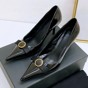 Chaussures à talons hauts de luxe pour femmes, design à bout pointu, respirantes et confortables, idéales pour l'été - Product Image 3