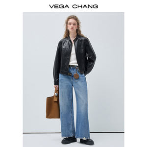 سترة جلدية سوداء قصيرة للنساء من فيغا تشانغ، تصميم عصري أنيق مع أزرار ذهبية وياقة عالية - Product Image 3