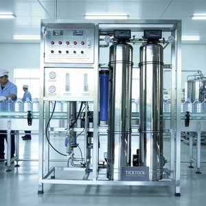 Machine de remplissage et de scellage de sachets pour eau minérale pure, fabrication de sacs liquides, 250L/H <span class=keywords><strong>RO</strong></span> - Product Image 1