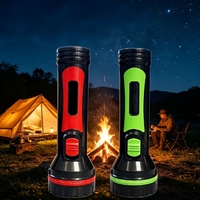 Lampe torche LED rechargeable, haute puissance, lumière puissante, longue portée, corps en plastique pour éclairage d'urgence extérieur, hôtel, incendie