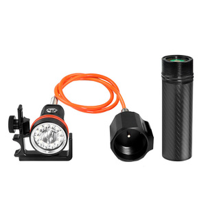 ARCHON DH800 Torcia Subacquea Professionale 8000 Lumen Luce Bianca Calda LED Flood Spot Subacquea 200 Metri per Immersioni e Ricerca e Soccorso - Product Image 1