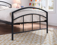 Cadre de lit en acier robuste et moderne avec assemblage sans outil et hauteur réglable pour lit Queen Size, idéal pour hôtels et appartements