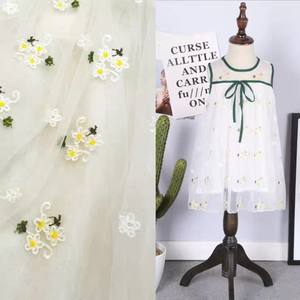 2025 Vintage Tulle dentelle tissu petite fleur <span class=keywords><strong>de</strong></span> prunier broderie bas <span class=keywords><strong>prix</strong></span> pour <span class=keywords><strong>suisse</strong></span> Net broderie tissu pour chaussures pour enfants - Product Image 6