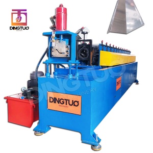 Machine <span class=keywords><strong>de</strong></span> formage <span class=keywords><strong>de</strong></span> rouleaux <span class=keywords><strong>de</strong></span> clôture <span class=keywords><strong>de</strong></span> jardin en métal |   Moteur et pompe à largeur et profil réglables pour une productivité élevée - Product Image 1