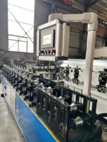 Machine de formage de rouleaux de lame de persienne en métal à grande vitesse coupeur non-stop