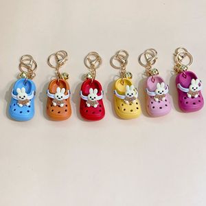 Porte-clés mini-chaussure 3D en caoutchouc, mignon, tendance, de luxe, imperméable, vente en gros, pour breloque de sac, sac fourre-tout, voiture, gobelet, portefeuille - Product Image 2