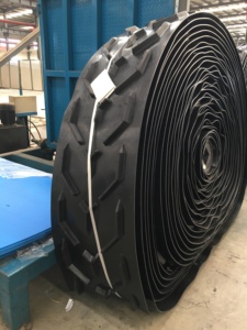 Banda Transportadora <span class=keywords><strong>Reversible</strong></span> Multifuncional EP-250 de 18mpa con Patrón Chevron, con Inserción de Tela Resistente al Calor y Servicio de Corte - Product Image 4