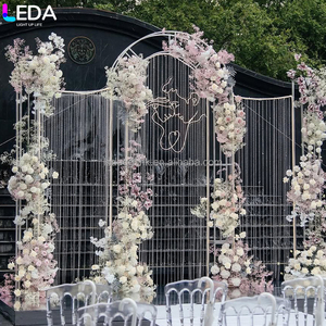 Décoration de fête de mariage LEDA, rideau perlé en fer forgé blanc, panneau de fond trois pièces - Product Image 4