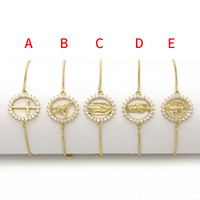 Ornement religieux creux rond avec chaîne coulissante en laiton plaqué or et cristaux, accessoire pour femme