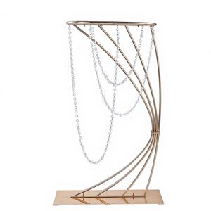 Support à fleurs haut en fer forgé lisse 80 cm doré pour centre de table de mariage - Product Image 1