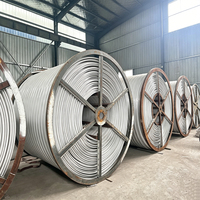 Dispositif de réparation de canalisations souterraines, machine à enrouler et à bobiner en spirale pour la réhabilitation des égouts