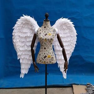 Alas <span class=keywords><strong>de</strong></span> Ángel <span class=keywords><strong>de</strong></span> Plumas <span class=keywords><strong>de</strong></span> Ganso Blancas y Negras para Adultos, Disfraz Económico y Popular para Halloween, Carnaval, Cosplay y Decoración <span class=keywords><strong>de</strong></span> Fiestas - Product Image 2