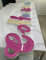 Lettres lumineuses en PVC personnalisées en acrylique cristal 3D avec éclairage LED néon pour la publicité, la décoration murale, la maison, le bureau, les parcs, les voitures, les bars