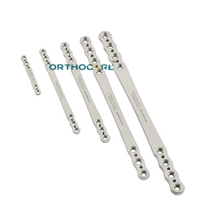 Plaque de fixation allongée en acier inoxydable de 2,7 mm pour implants orthopédiques vétérinaires pour la chirurgie canine et des animaux de grande taille - Product Image 2