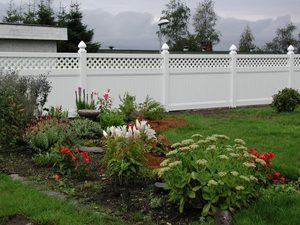 세련된 <span class=keywords><strong>PVC</strong></span> 개인 정보 보호 울타리 패널 하이 퀄리티 주거용 개인 정보 보호 울타리 패널 야외 <span class=keywords><strong>PVC</strong></span> 울타리 - Product Image 5